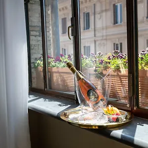 2* Frühstückspension Neman Maison Experience I Pantheon