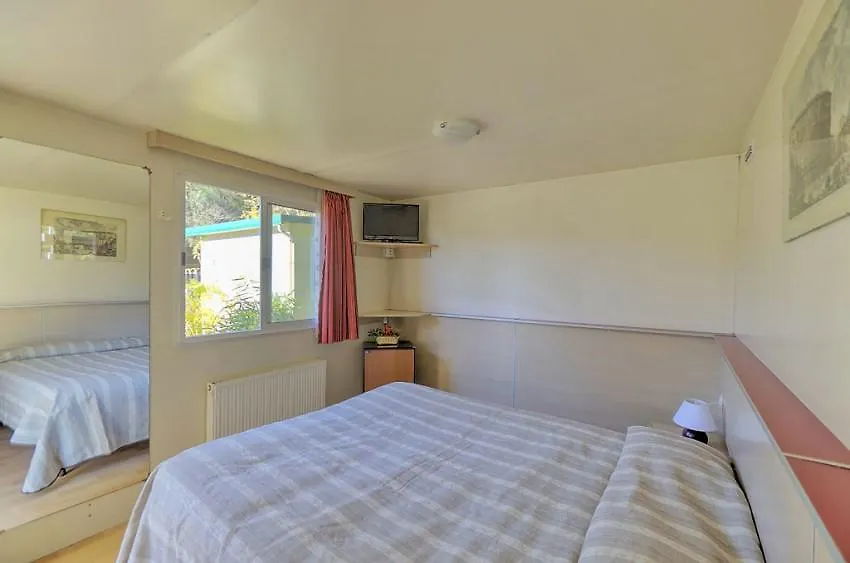 Campeggio Flaminio Village Bungalow Park Roma