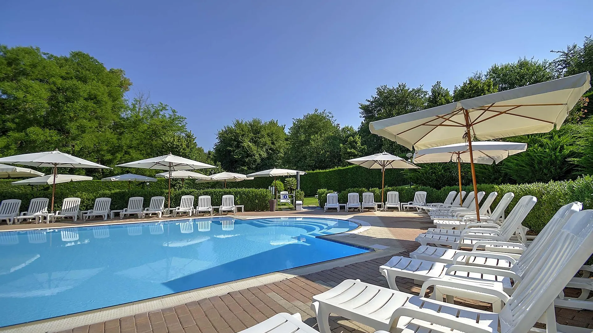 **** Campeggio Flaminio Village Bungalow Park Roma Italia