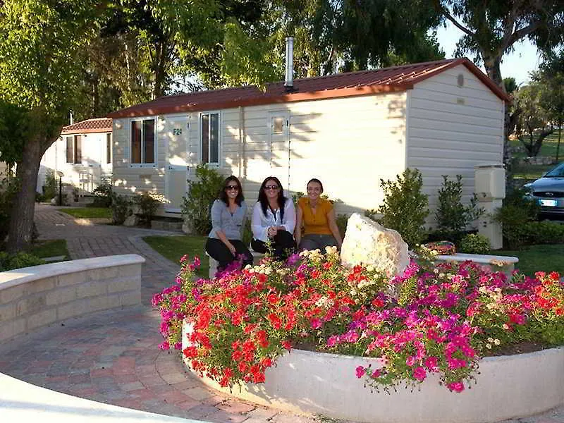 Campeggio Flaminio Village Bungalow Park Roma